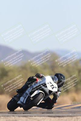 media/Nov-02-2025-CVMA (Sun) [[337aff29ab]]/Race 8-Formula Lightweight Twins Shootout/